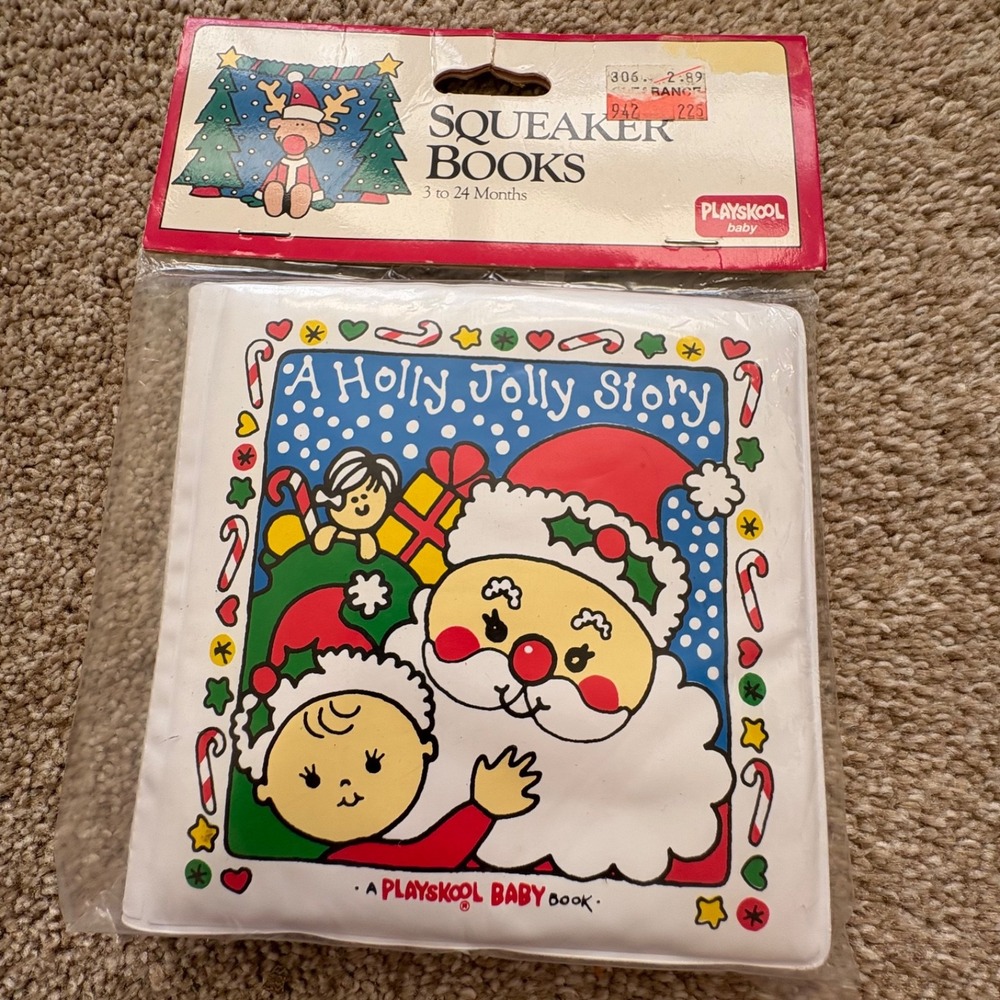 NOS!! Vintage‎ 1989 Playskool Baby Squeaker Soft Book-A Holly Jolly Story-Sealed
